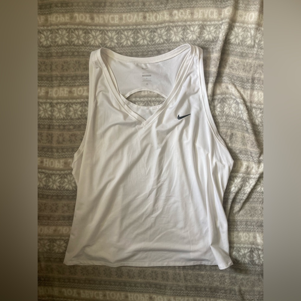 Nike dri fit tank size 2x